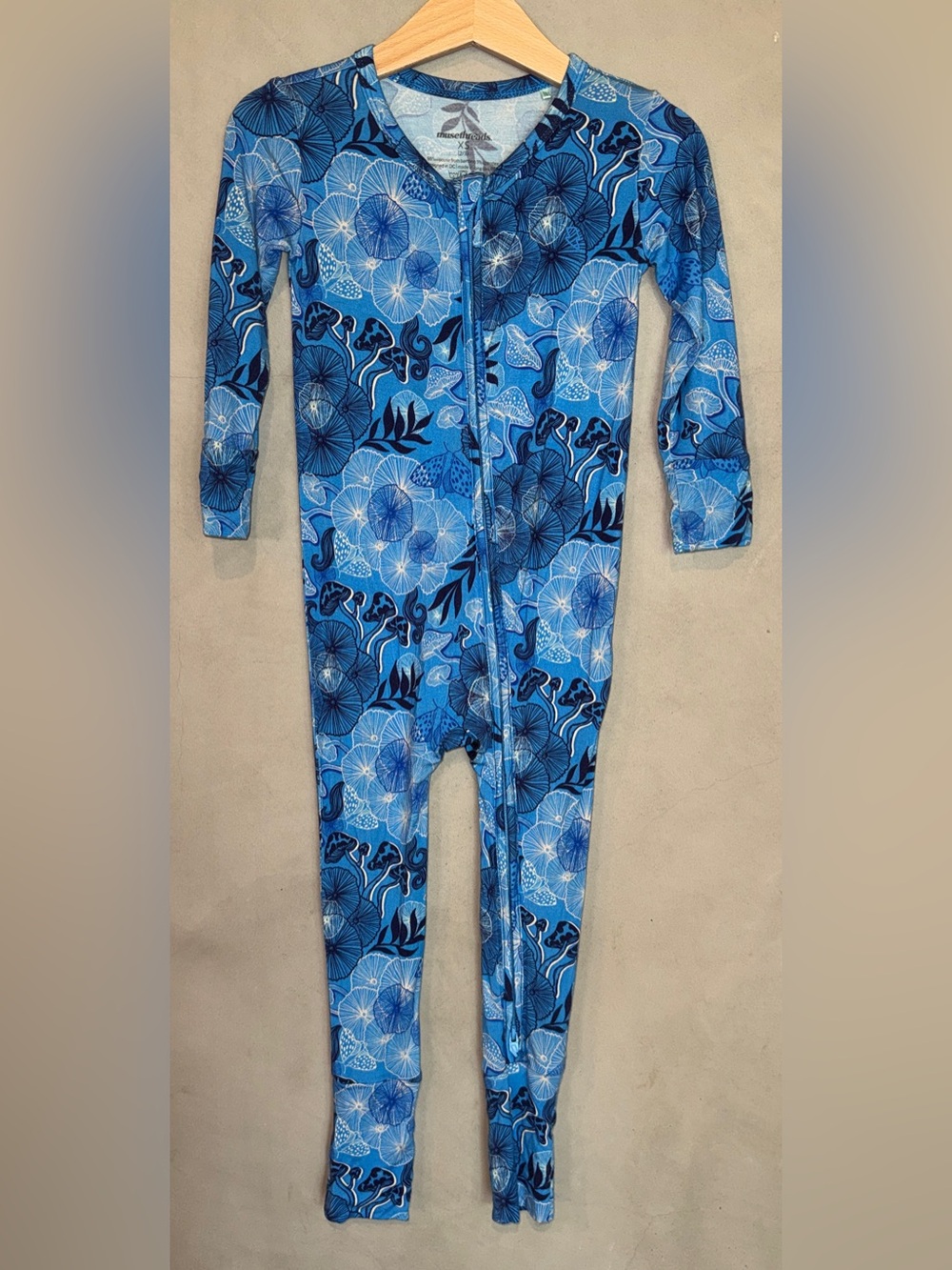 Muse Threads bamboo blue mushroom forest zippie zippered romper XS 2/3